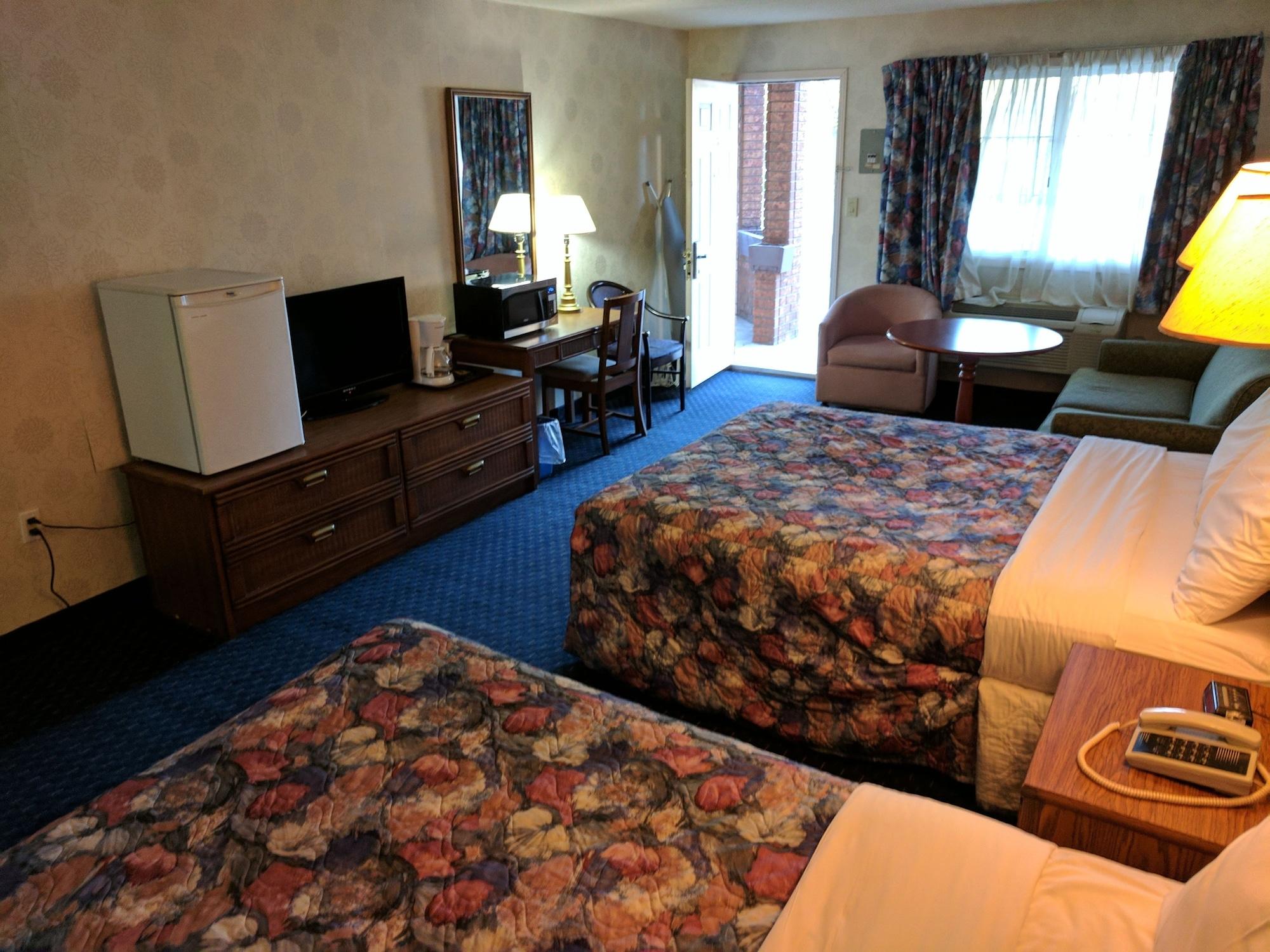 Travelodge By Wyndham Niagara Falls Lundys Lane Extérieur photo