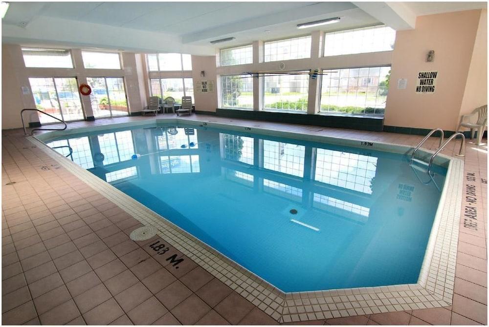 Travelodge By Wyndham Niagara Falls Lundys Lane Extérieur photo