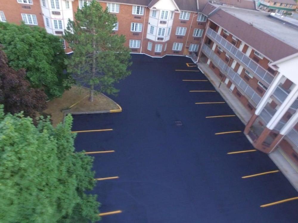 Travelodge By Wyndham Niagara Falls Lundys Lane Extérieur photo